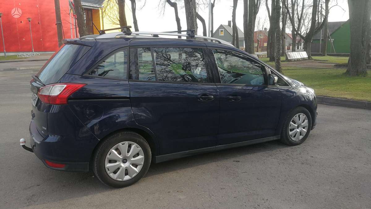 Ford Grand 2013 — photo 6