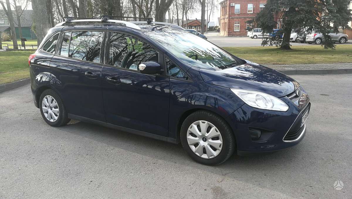 Ford Grand 2013 — photo 7