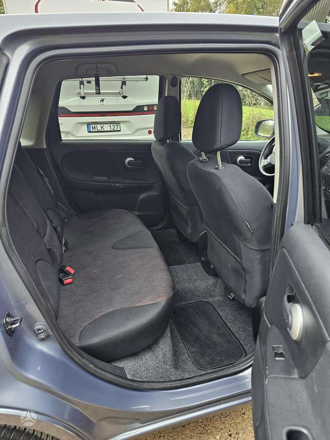 Nissan Note 2012 — photo 10