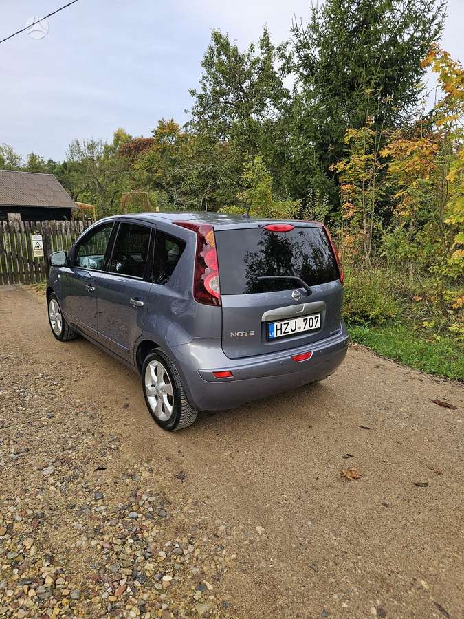 Nissan Note 2012 — engine 1386 cm³, 88 HP (65kW)