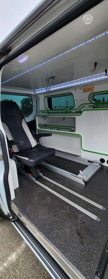 Ford Transit 2015 — photo 20