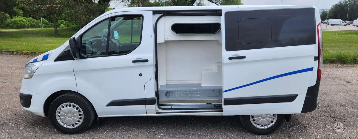 Ford Transit 2015 — photo 31