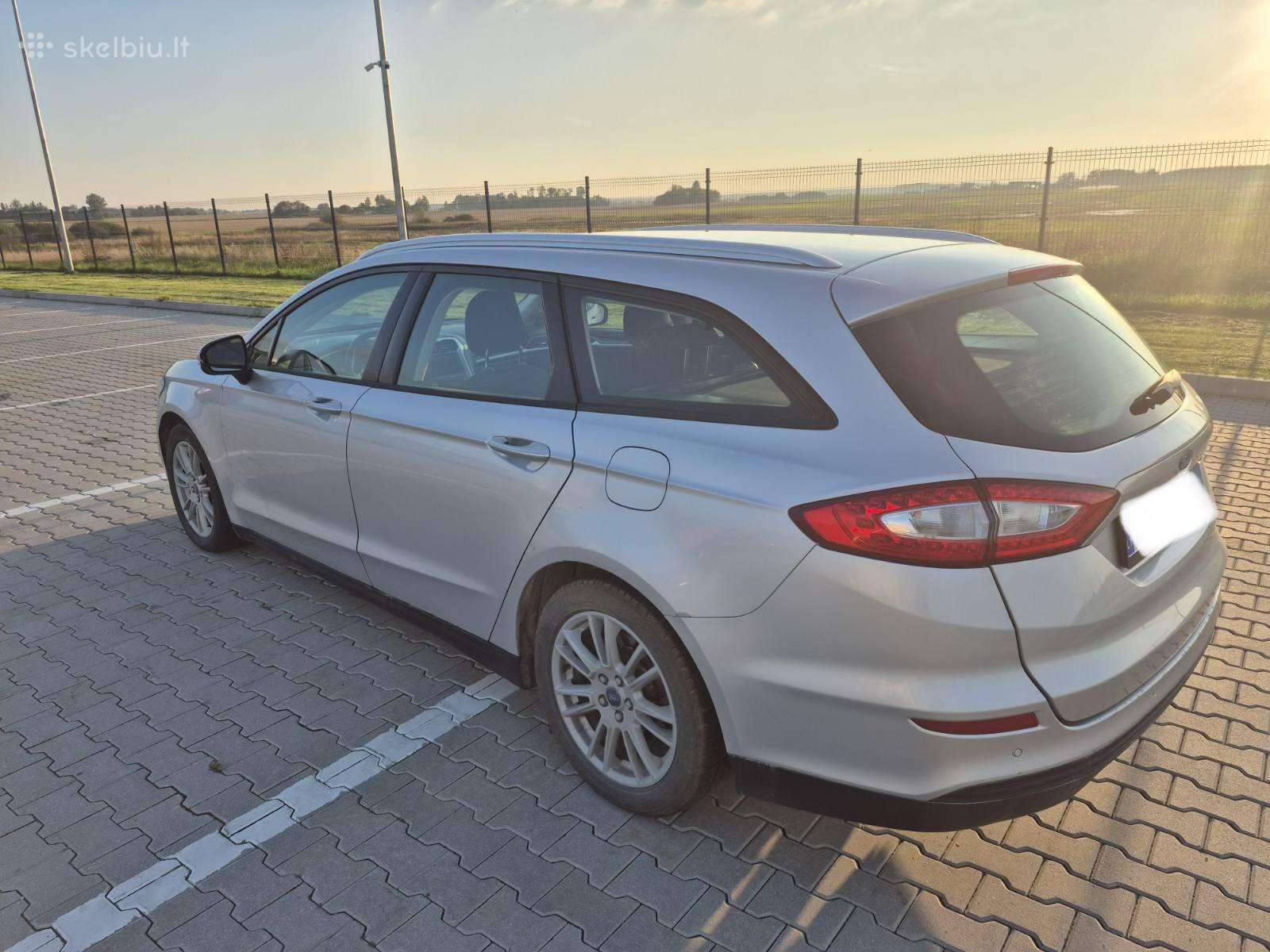 Ford Mondeo 2015 — photo 19