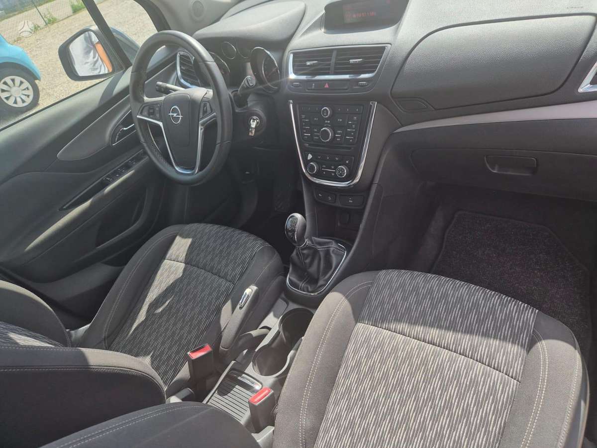 Opel Mokka 2013 — photo 10