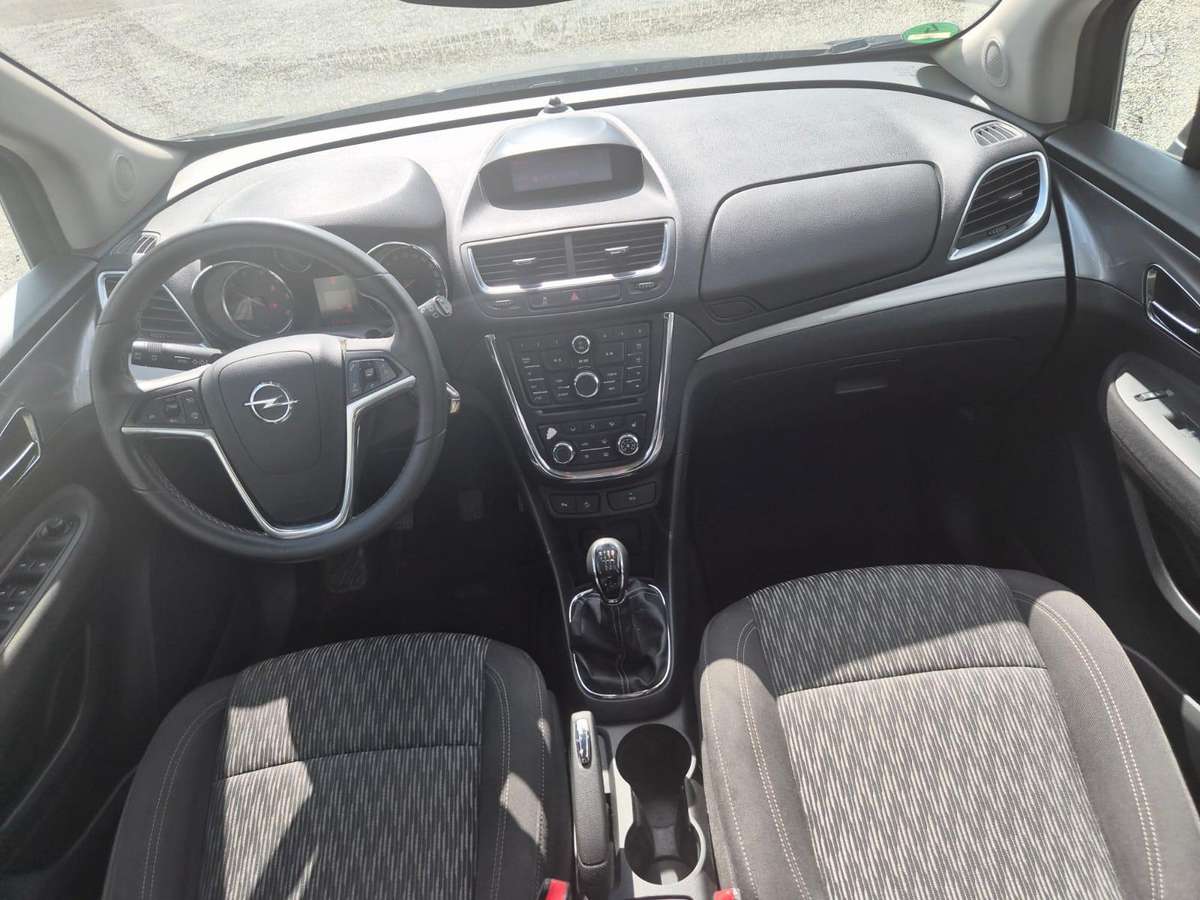 Opel Mokka 2013 — photo 11