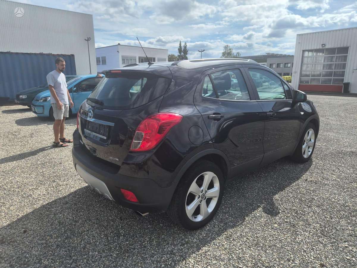 Opel Mokka 2013 — interior