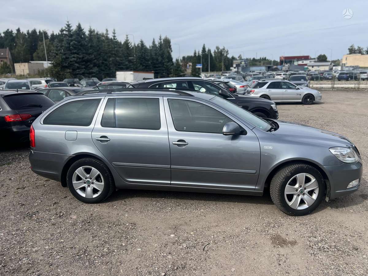 Skoda Octavia 2012 — photo 7