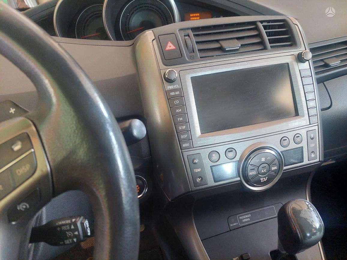 Toyota Verso 2009 — photo 6