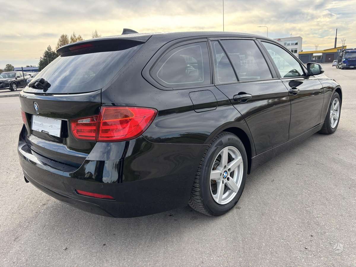 BMW 318 2013 — photo 6