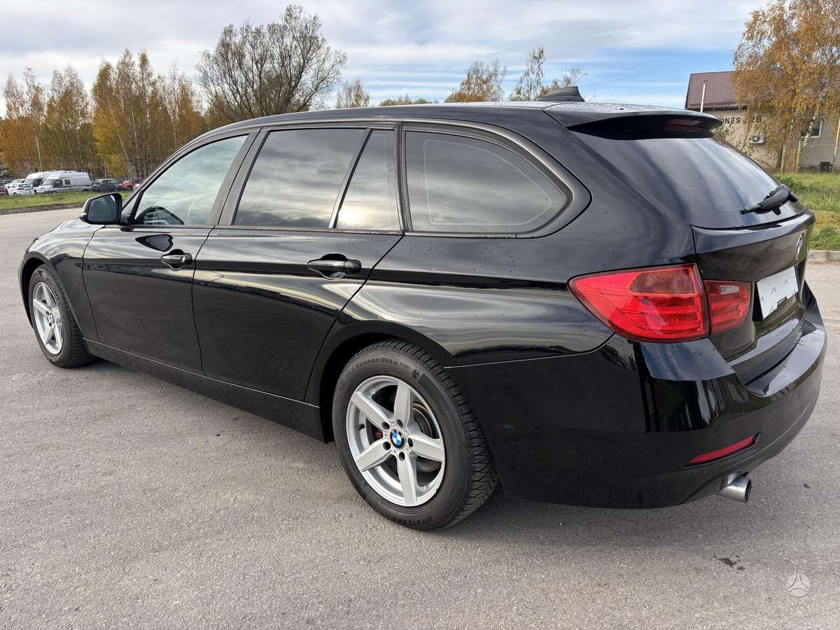BMW 318 2013 — photo 7