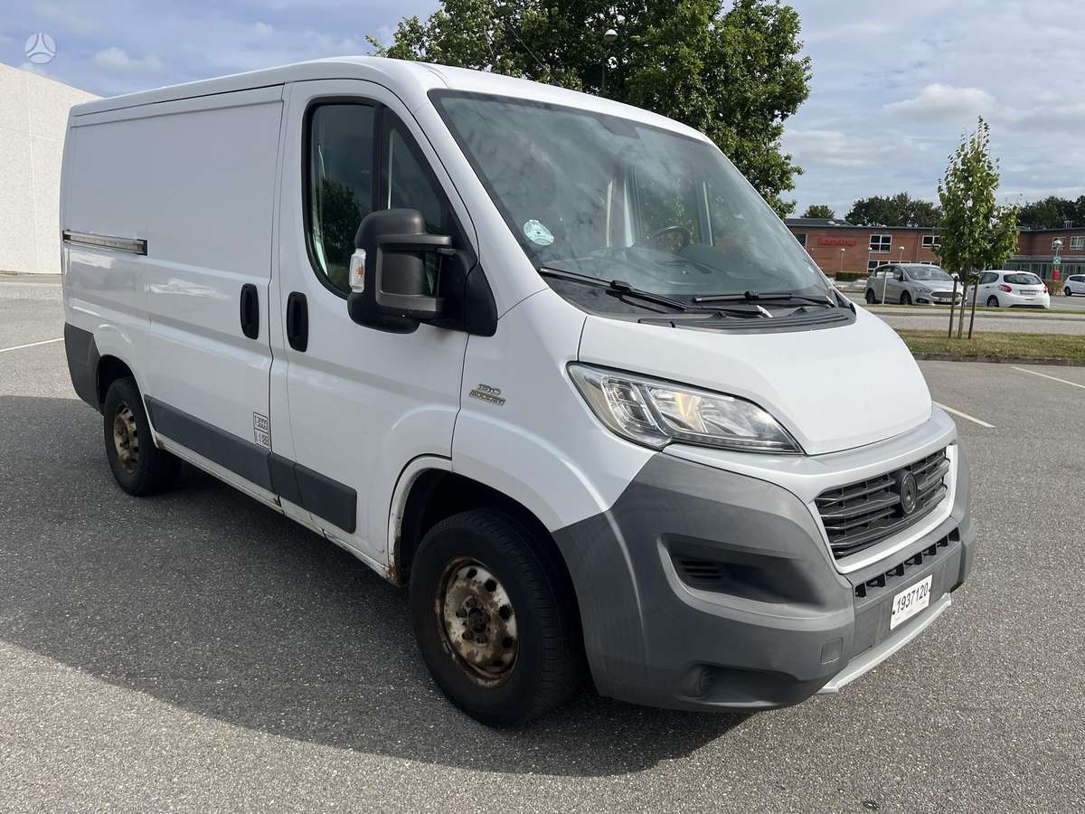 Fiat Ducato 2015 — вигляд ззаду