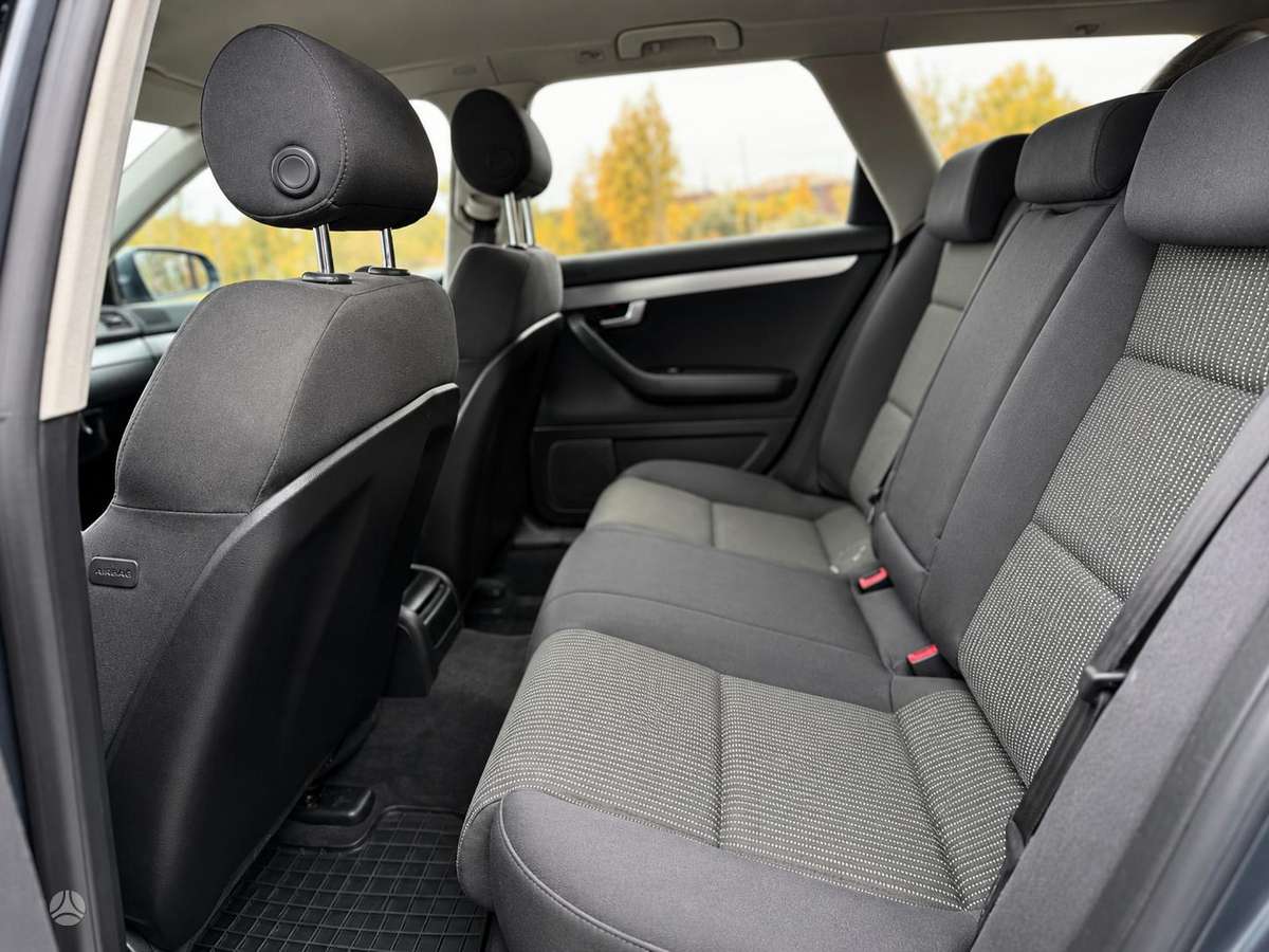 Audi A4 2007 — photo 9