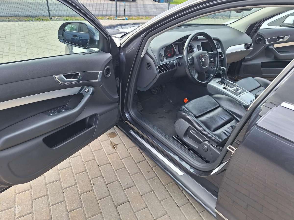 Audi A6 2010 — photo 5