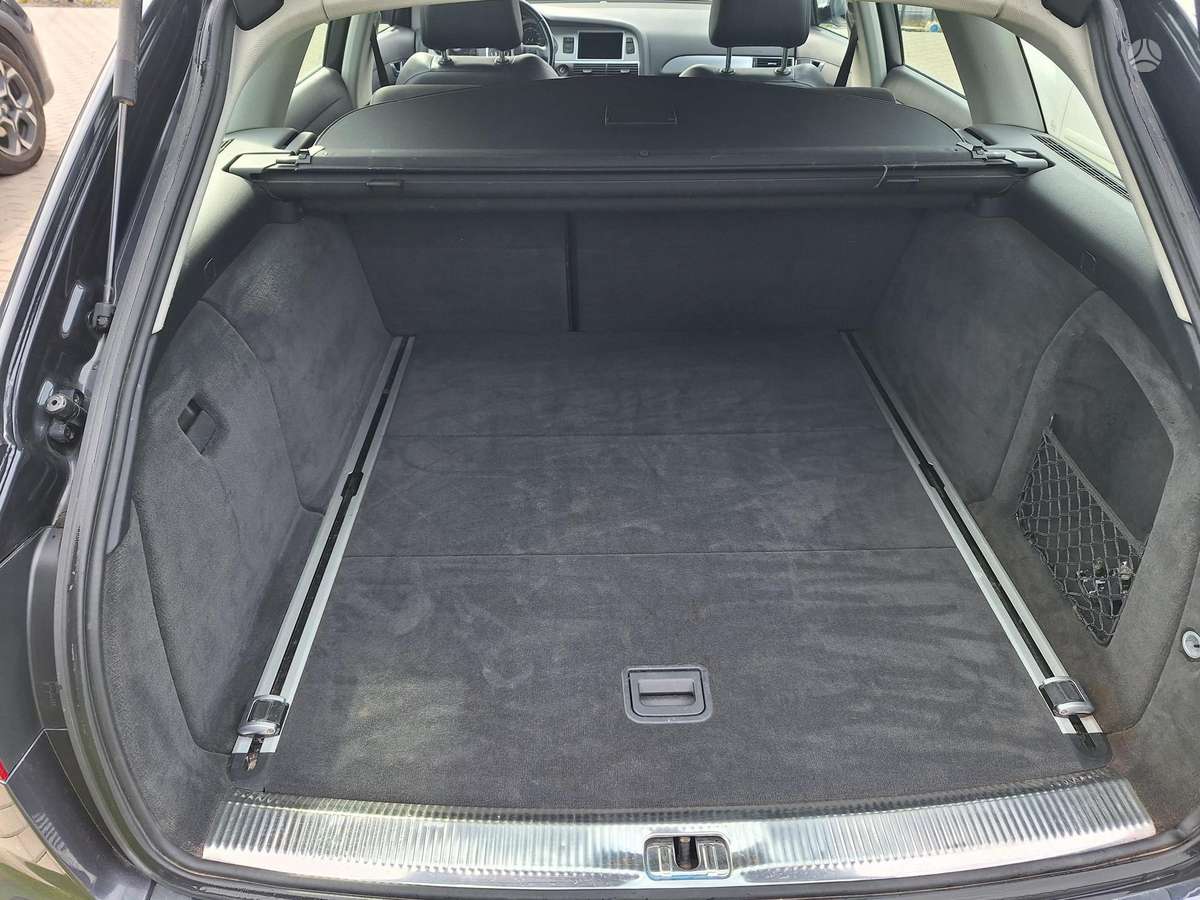 Audi A6 2010 — photo 8
