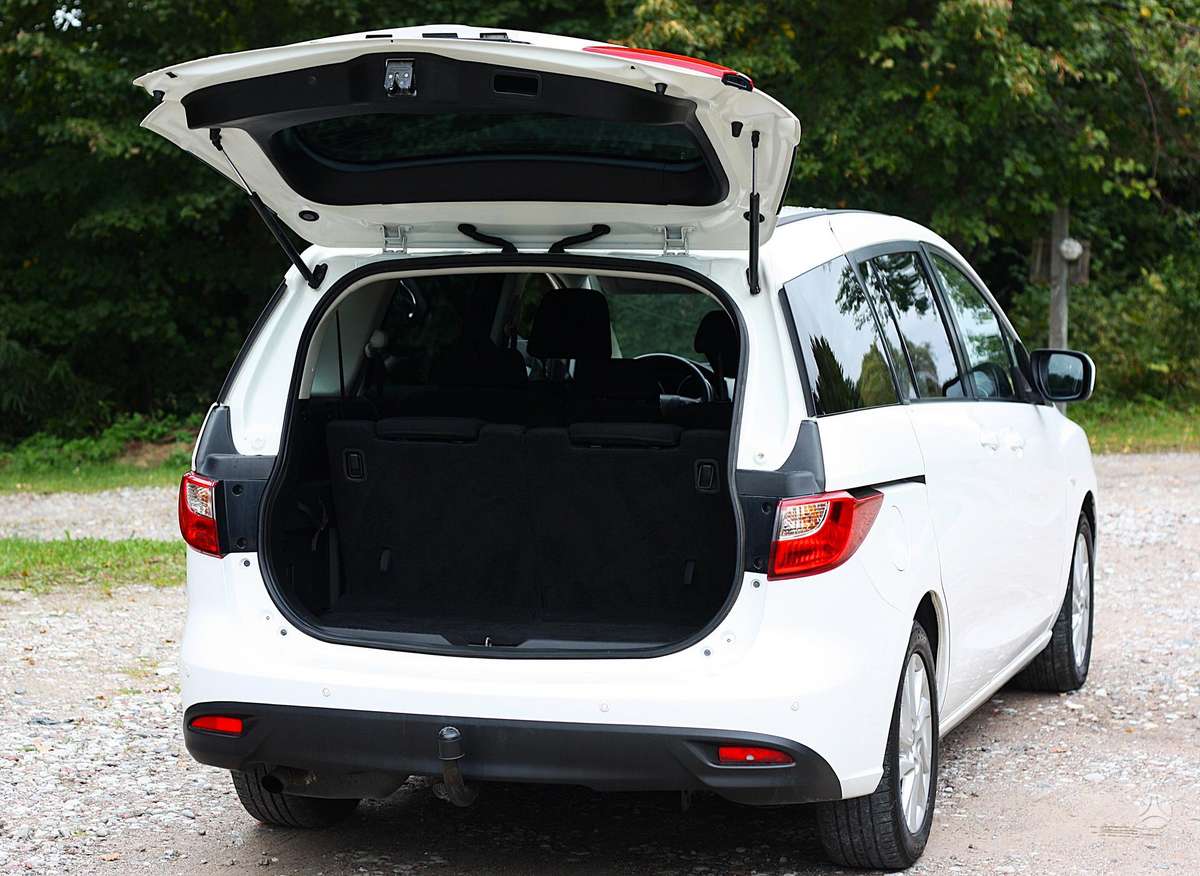 Mazda 5 2012 — photo 13