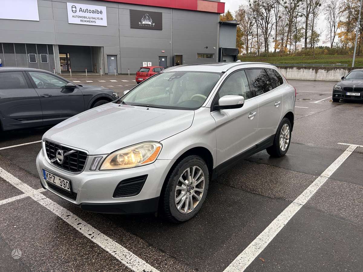 Volvo XC60 2010 — vehicle for AFU Ukraine