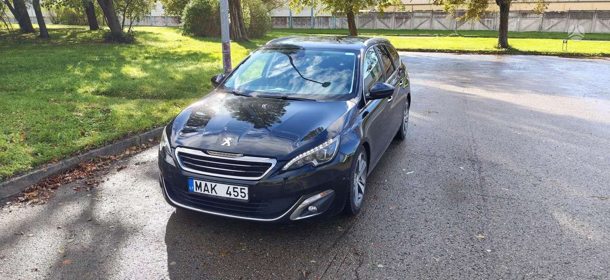 Peugeot 308, 2015