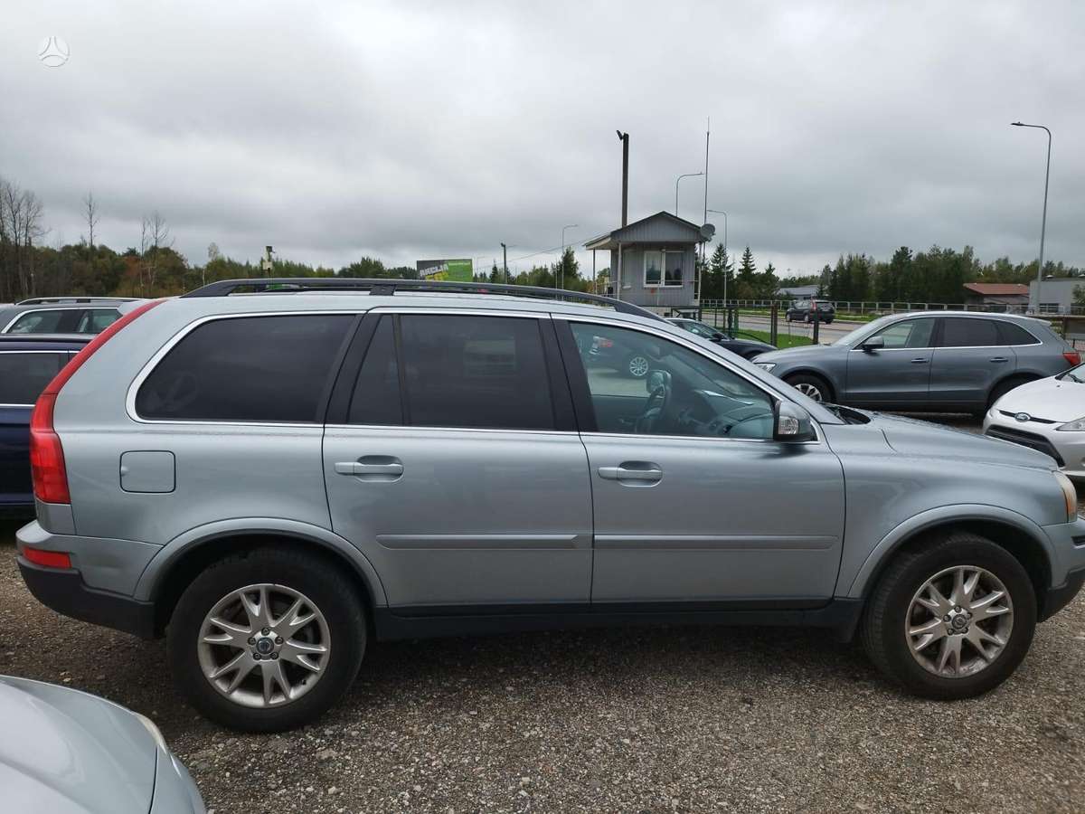 Volvo XC90 2007 — engine 3192 cm³, 243 HP (179kW)