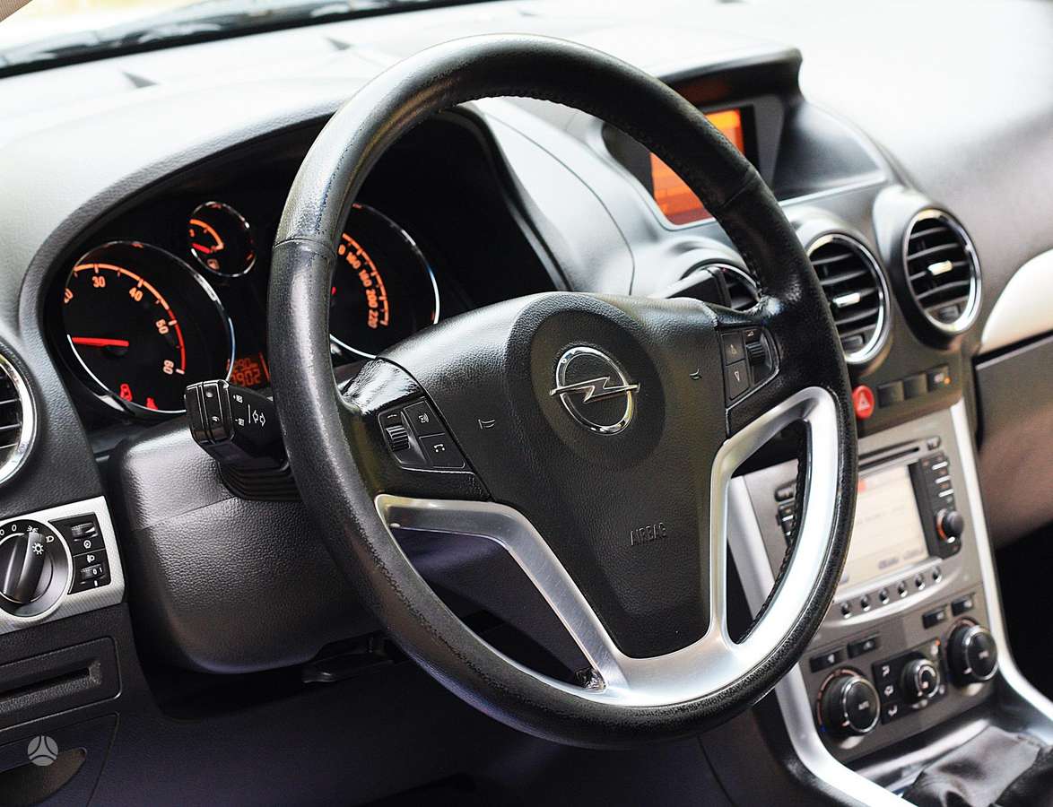 Opel Antara 2015 — photo 20