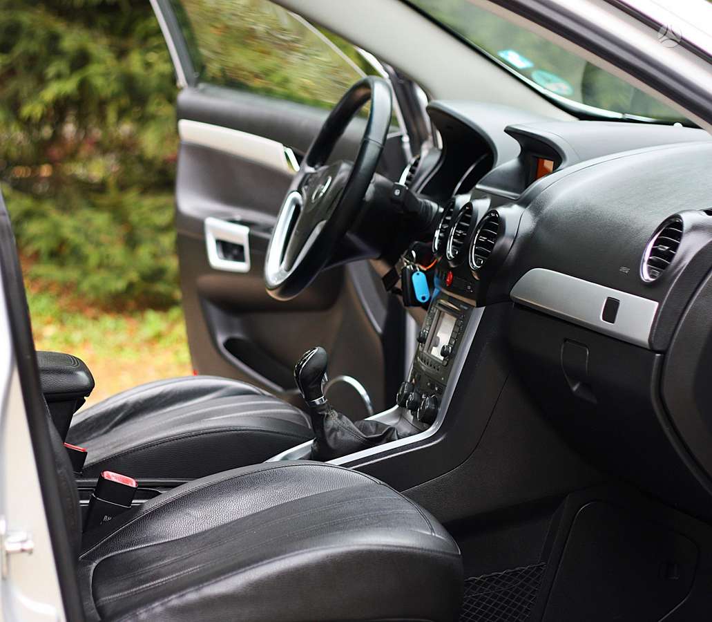 Opel Antara 2015 — photo 31