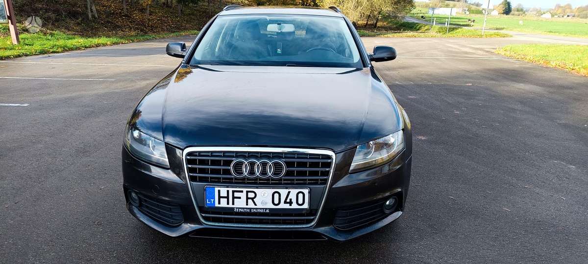 Audi A4 2011 — rear view