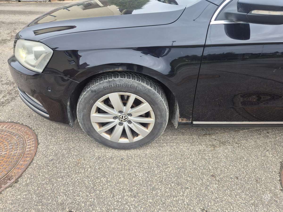 Volkswagen Passat 2012 — photo 7