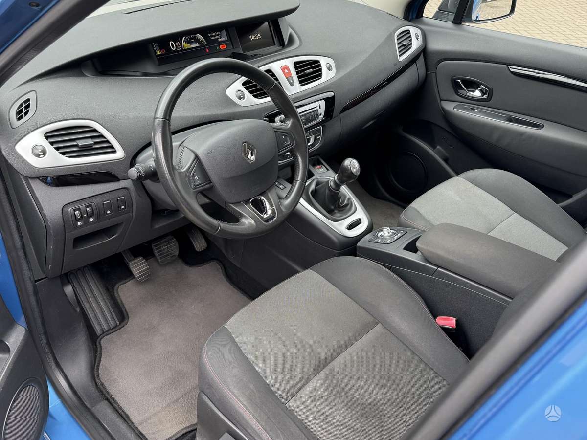 Renault Scenic 2013 — photo 8