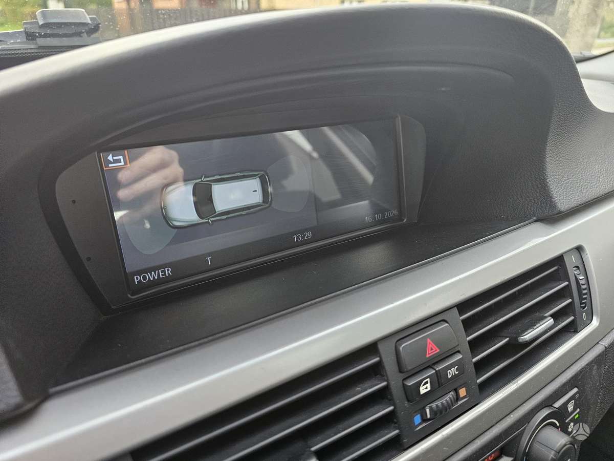 BMW 325 2005 — photo 17