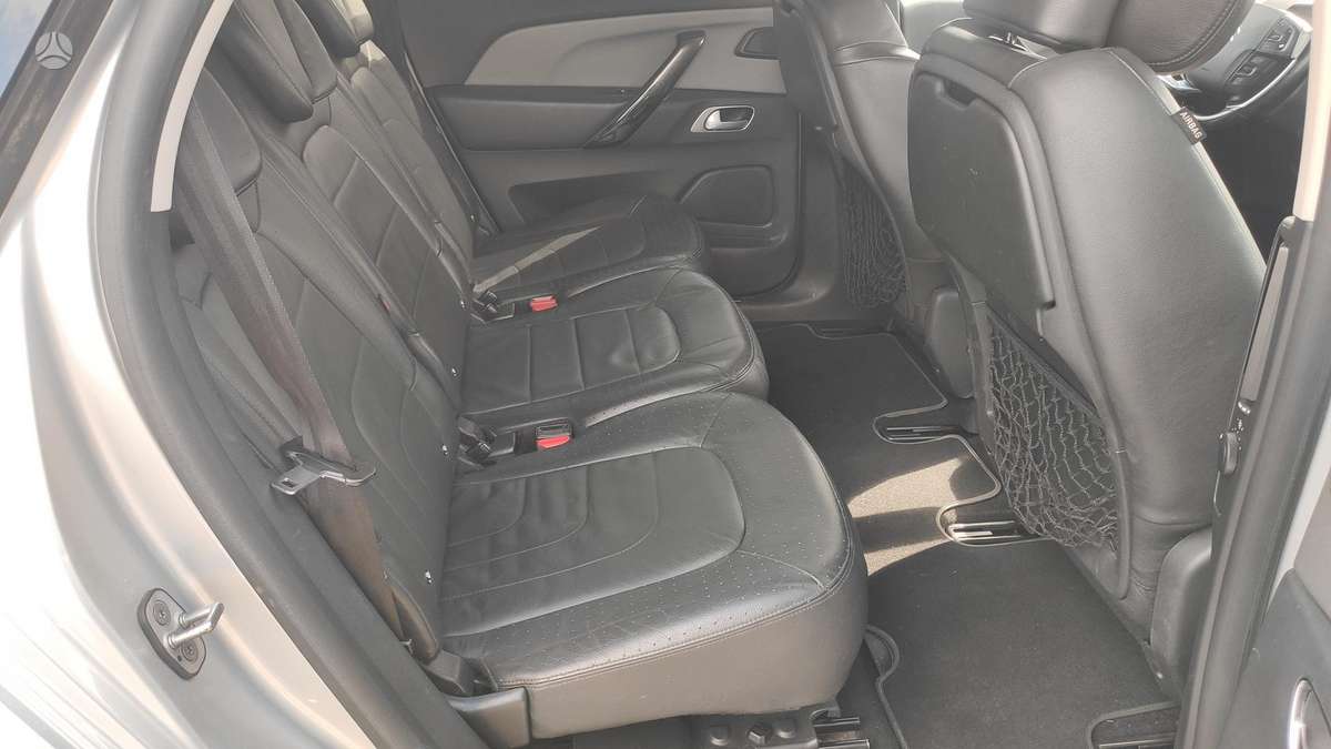 Citroen C4 2015 — фото 11