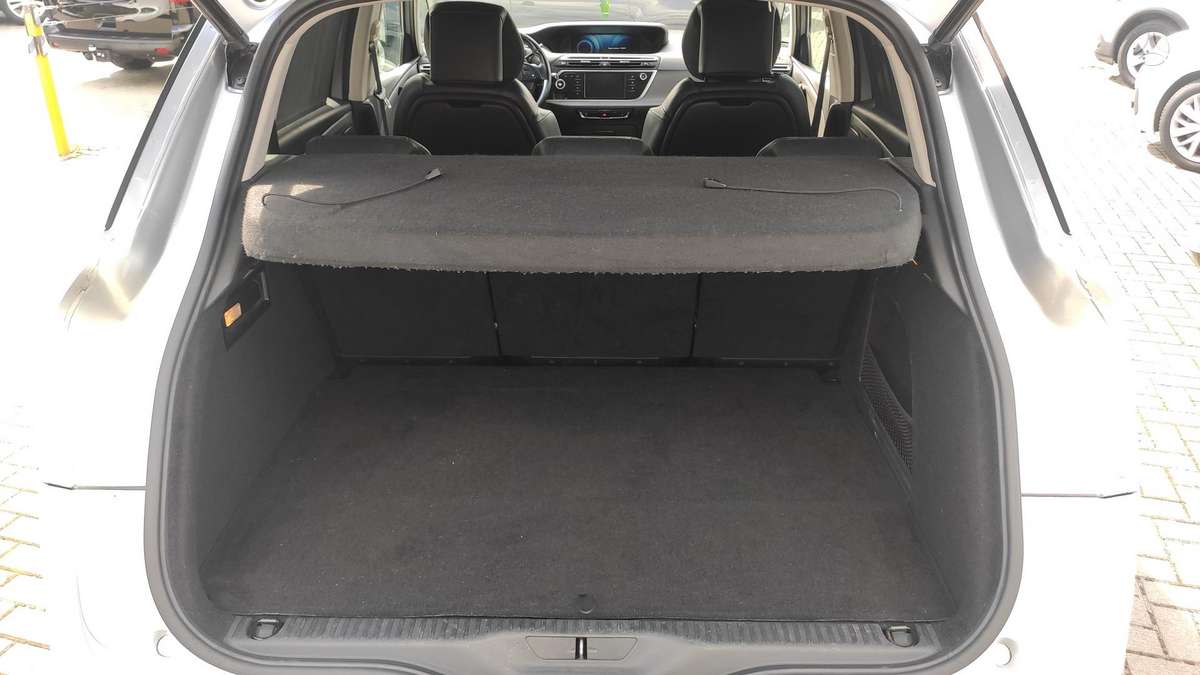 Citroen C4 2015 — фото 12