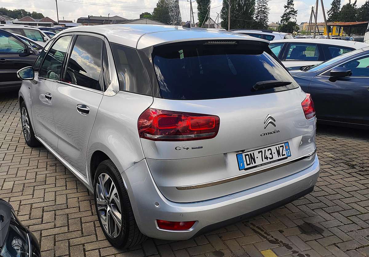 Citroen C4 2015 — двигун 1997 cm³, 150 HP (110kW)