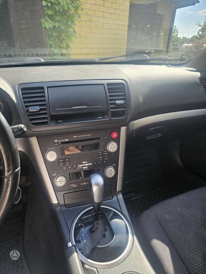 Subaru Outback 2008 — фото 10