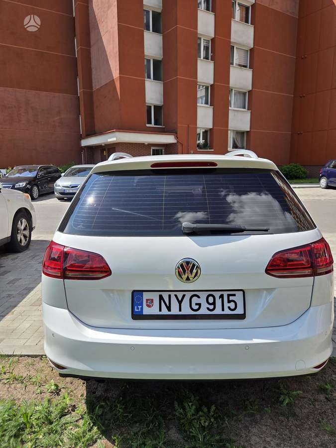 Volkswagen Golf 2014 — вигляд ззаду