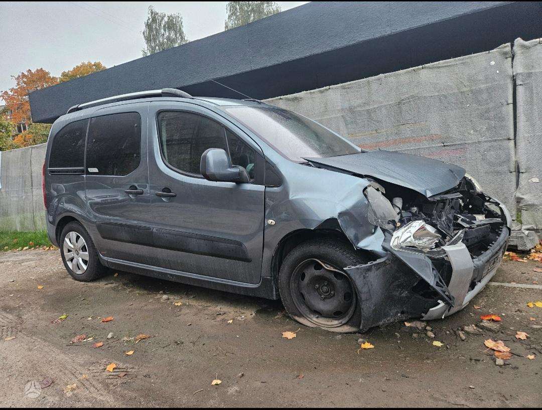 Citroen Berlingo 2012 — engine 1560 cm³, 92 HP (68kW)