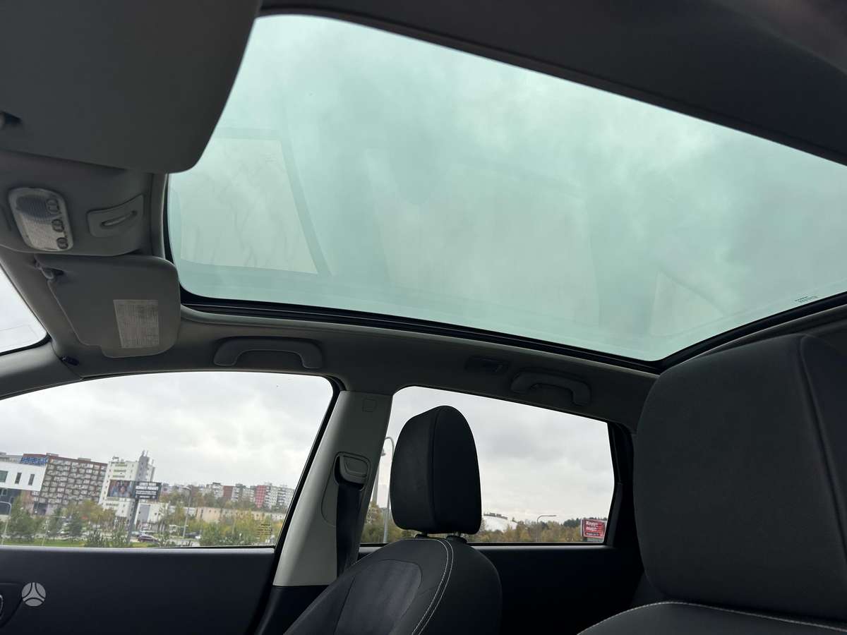 Nissan Qashqai+2 2010 — photo 15