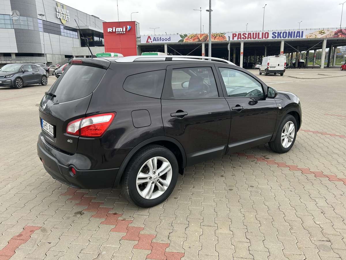 Nissan Qashqai+2 2010 — photo 6