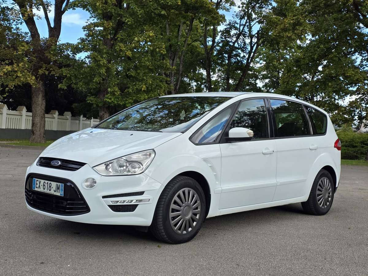Ford S-MAX 2014 — rear view