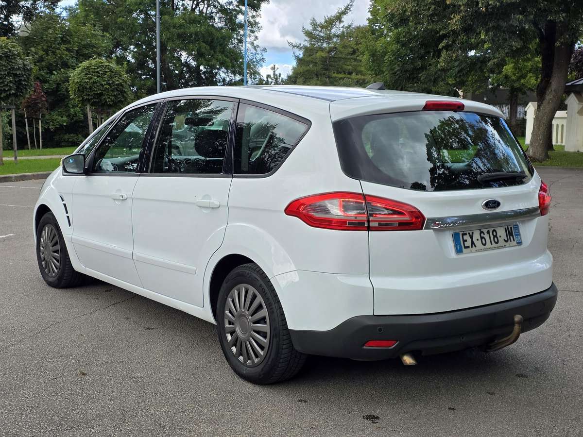 Ford S-MAX 2014 — photo 8
