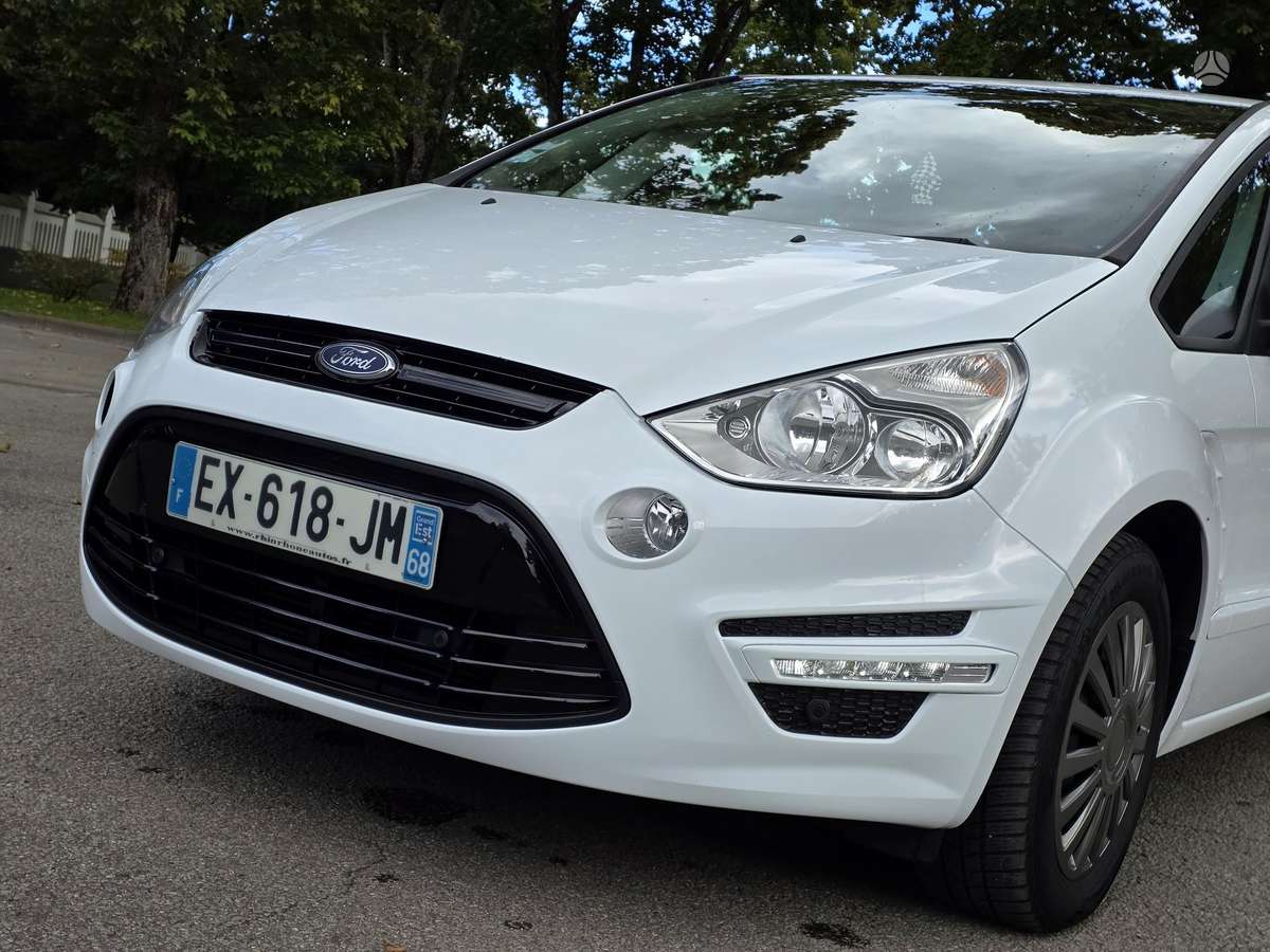 Ford S-MAX 2014 — photo 9