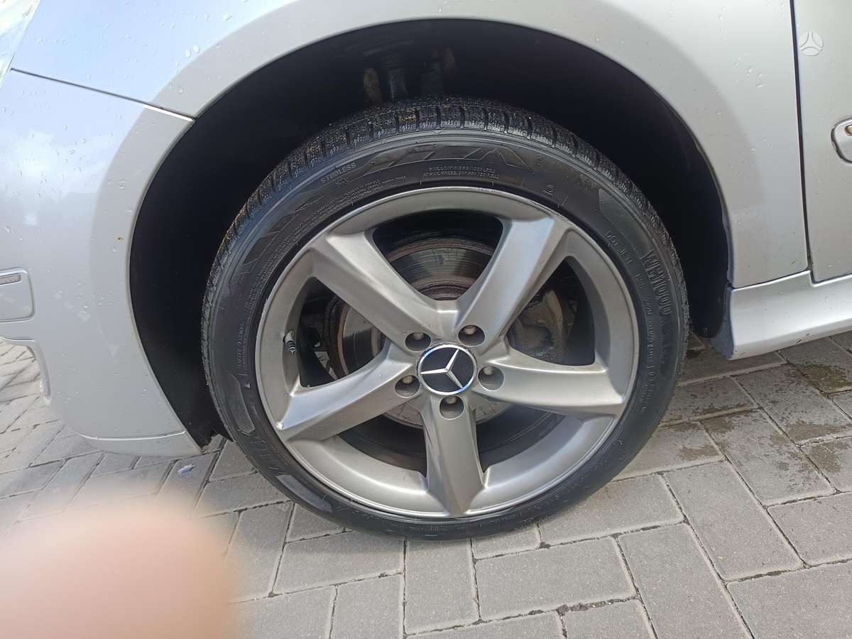 Mercedes-Benz B200 2006 — photo 13
