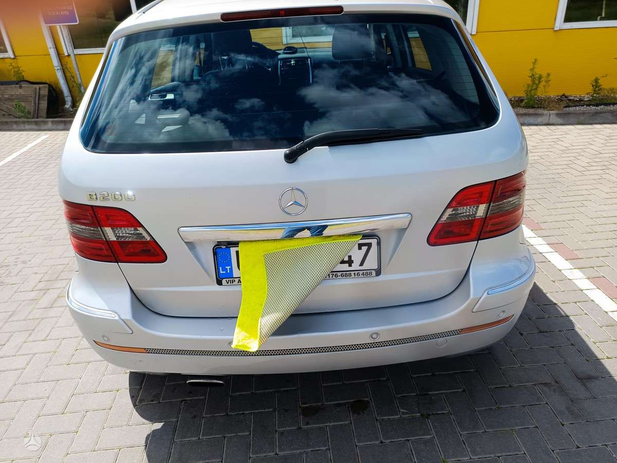 Mercedes-Benz B200 2006 — rear view