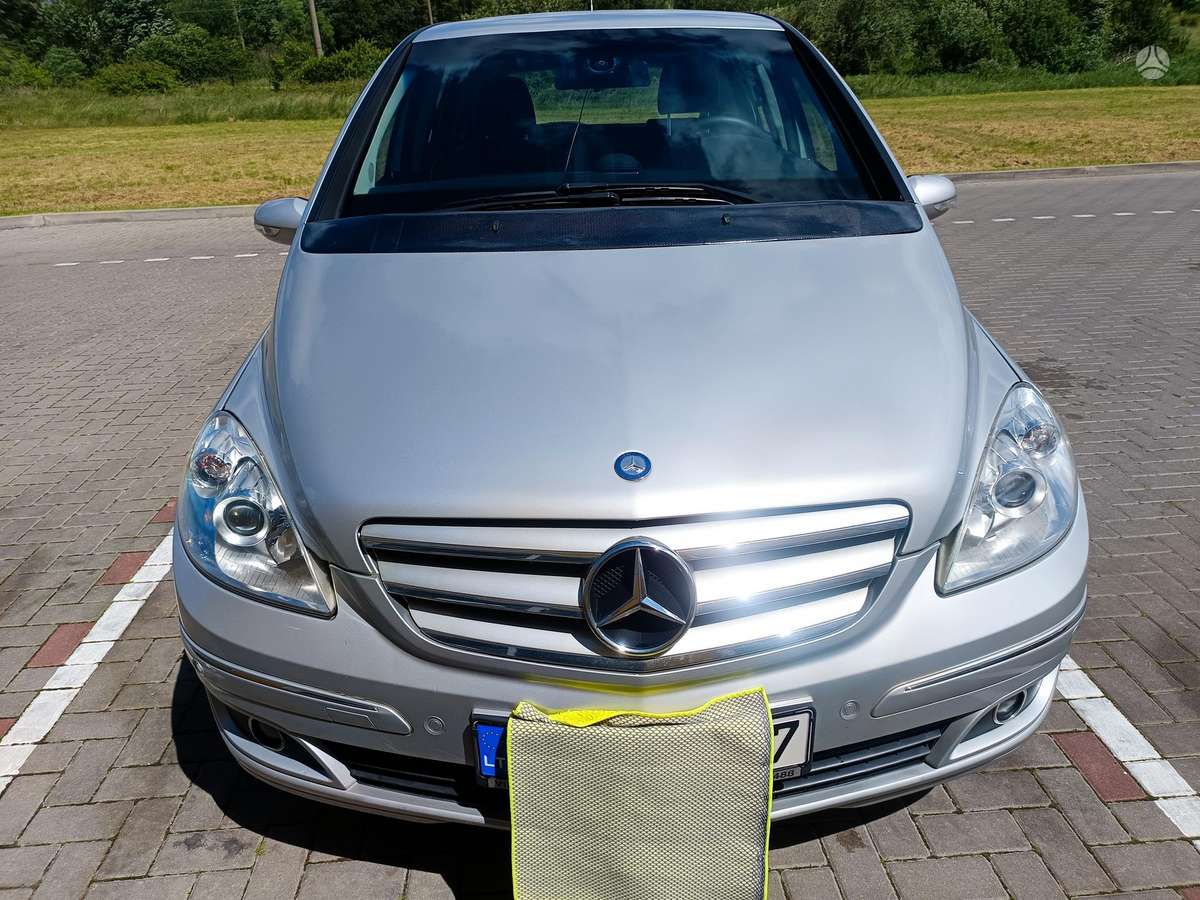 Mercedes-Benz B200 2006 — engine 2034 cm³, 136 HP (100kW)