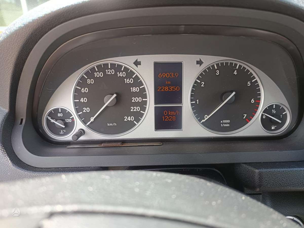 Mercedes-Benz B200 2006 — photo 5