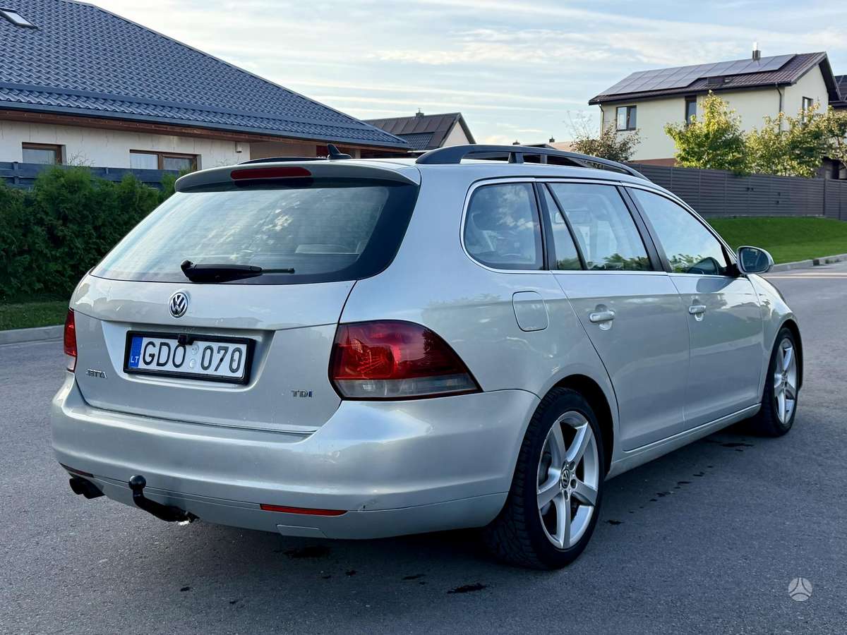 Volkswagen Golf 2010 — photo 5