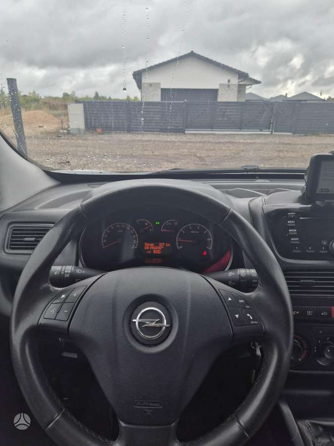 Opel Combo 2014 — photo 12