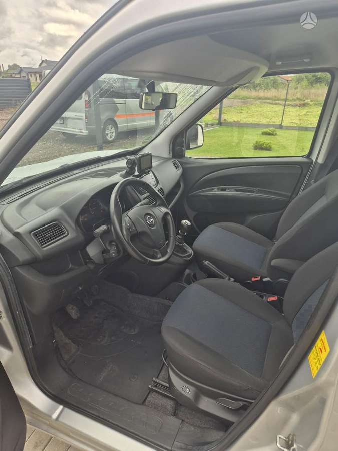 Opel Combo 2014 — photo 13