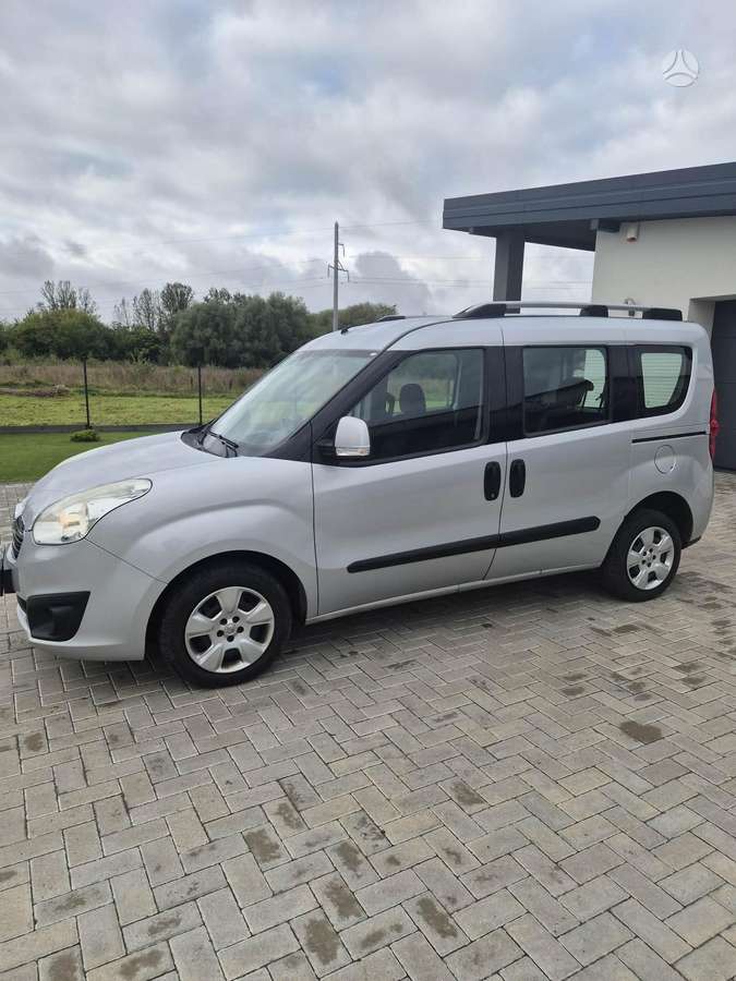 Opel Combo 2014 — interior