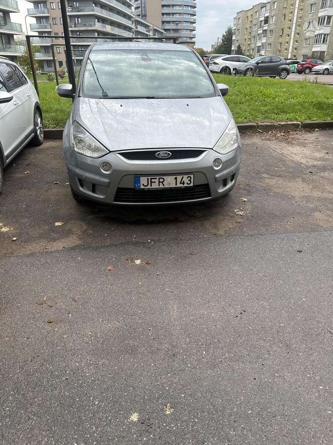 Ford S-MAX 2007 — вигляд ззаду