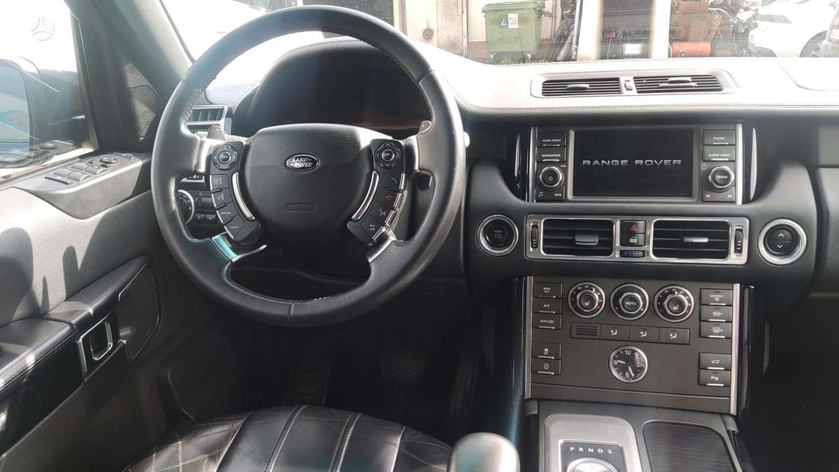 Land Rover 2011 — photo 5
