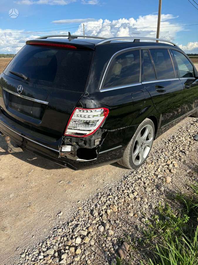 Mercedes-Benz C220 2012 — photo 6